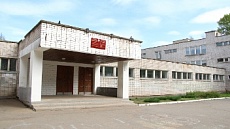 Входная группа Школа № 35.  30 лет Победы,  29